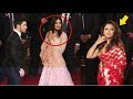 Shahrukh Khan S Wife Gauri Khan IGNORES Priyanka Chopra At Isha Ambani S Wedding