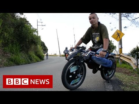 Risking death for thrills in Colombia - BBC News