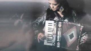 Julieta Venegas &quot;Última Vez&quot; HQ