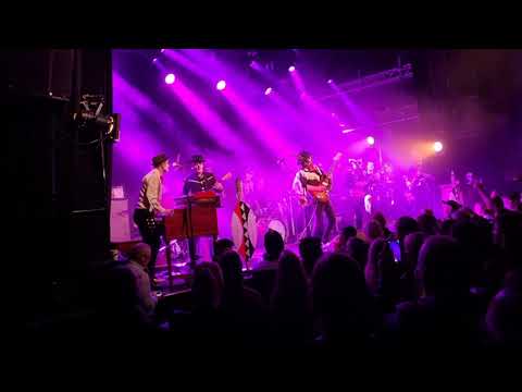 Los Plantronics - Birddogging