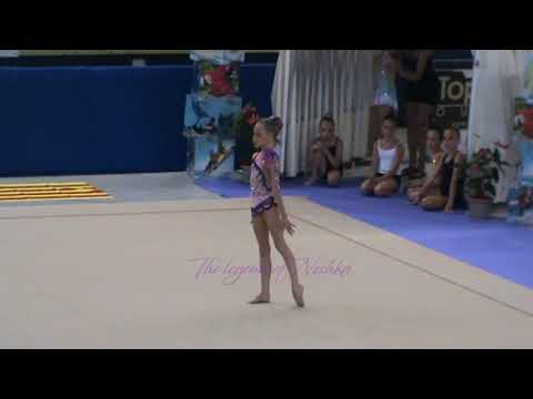 Kristiina BALJAJEVA free hands - 2012 Vitry Cup *alevin*
