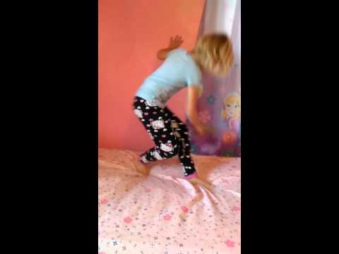 Crazy Shake It Off Dancer