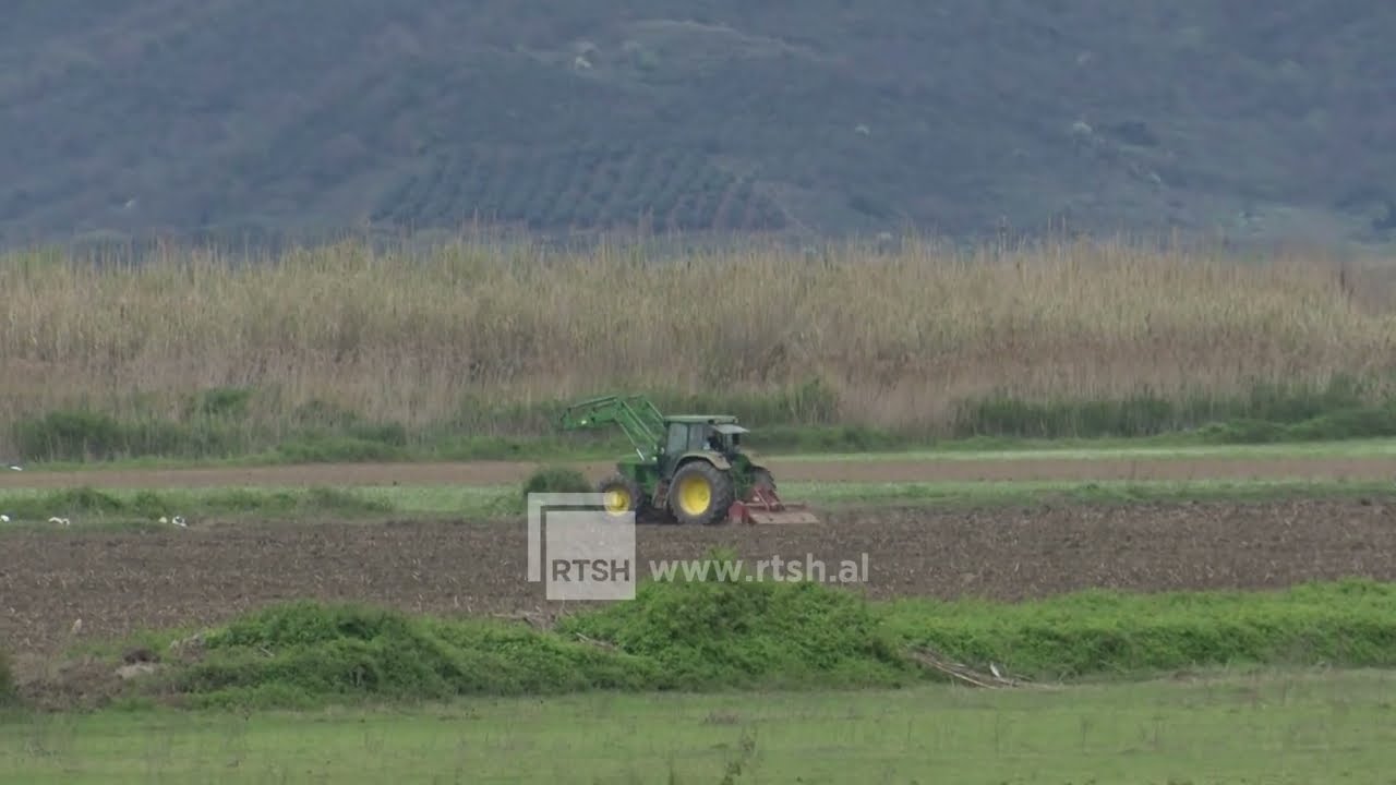 Vonesa në punimin e tokave, shkak moti i paqëndrueshëm, specialistët e bujqësisë udhëzojnë fermerët