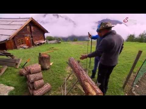 ServusTV auf der Alm - Holz hacken auf der Gampe Thaya
