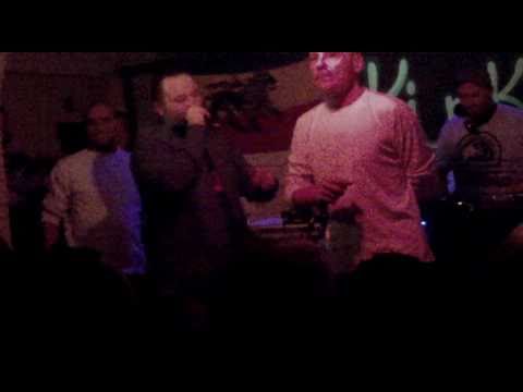 Shaone+Capeccapa - live@kinky klub - Napoli 11/03/2011 pt.2/2