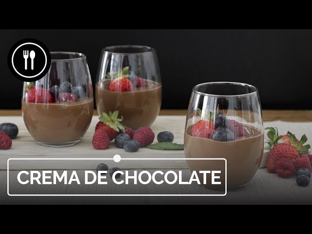 Crema de CHOCOLATE con frutos rojos, receta fácil (con y sin robot de cocina) | Directo al Paladar