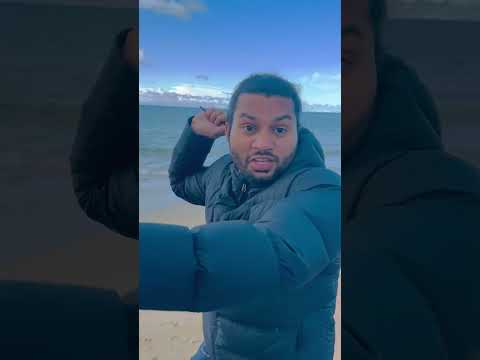 Australia aaja mje hi mje #shorts #desi #fun #beach #friends #indian #indianfunnyvideos