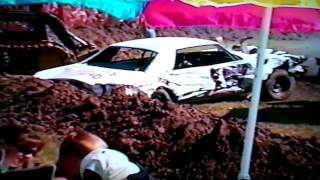 preview picture of video '2nd Half - 2002 Turtle Lake Demo Derby Feature Heat'