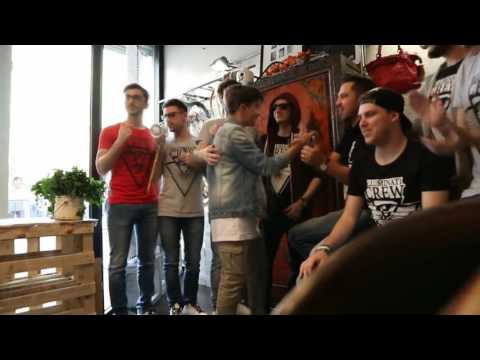 SONO CON L'ILLUMINATI CREW!