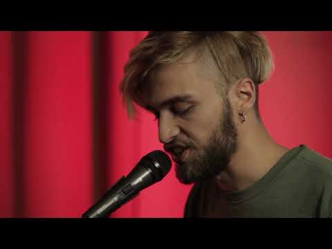 Lis Asllanaj -Talk is cheap | Live at Maqina