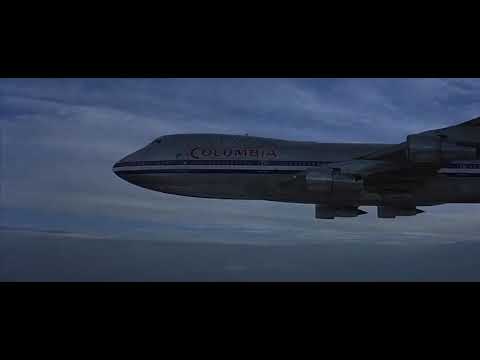Airport 1975 (1974) HD - Mid-Air Collision scene