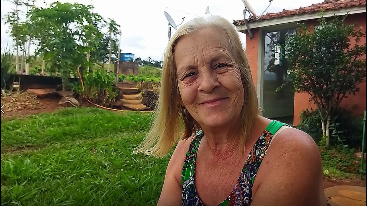 ELA DEIXOU A CIDADE GRANDE EM BUSCA DE OVOS CAIPIRAS E ACABOU SE APAIXONANDO PELO DONO DAS GALINHAS!
