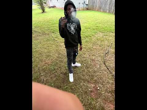 Cm Youngin - hop out