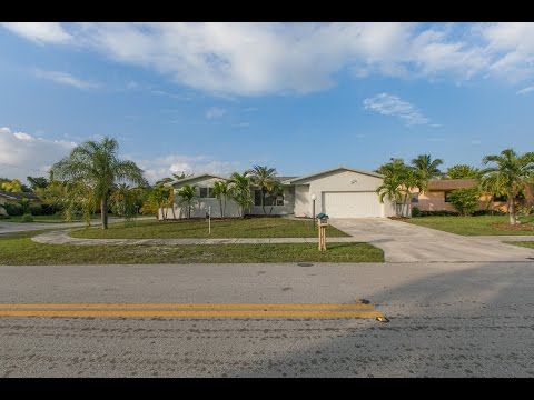 9121 SW 201St Cutler Bay, FL 33189