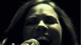 Couple Coffee | Luandando (Ao Vivo no MusicBox Lisboa | 2010 - Official Video)