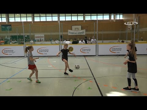 Sparkassen FairPlay Soccer Tour in Naumburg Burgenlandkreis Marcus Frey Tourleiter Deutsc