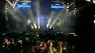 NAZARETH   "Expect No Mercy"  Live