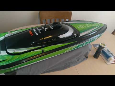 ProBoat Sonicwake: Dual Rudder Water Cooling Lines installed! #corkys #offshoreeletrics