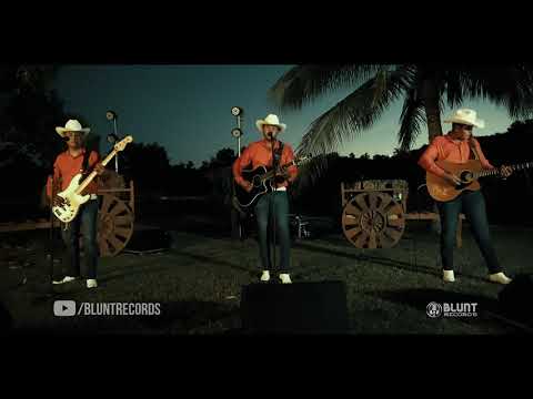 Los MyM de Martin & Manuel - El Centauro Y El Z40 | Mis Corridos Favoritos | En vivo