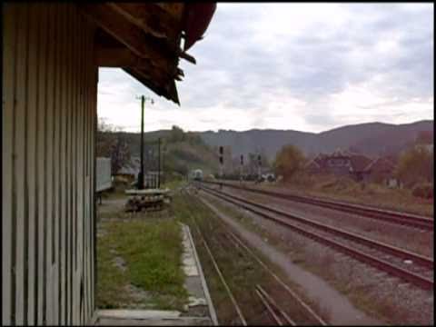 Trenuri de Calatori - Passenger Trains in Bratca (23 10 2010)