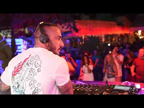 Dj Nano, Brian Cross y Romey en el Lounge Sancti Petri