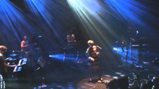 Little Dragon - Looking Glass (Live @ Amsterdam 2012)