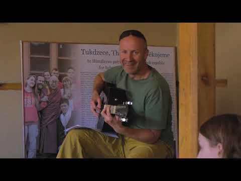 Hrajem Tibetsky - Světlo porozumění v Malém Tibetu - 3. den - Tréning Gyoriho a Faisala