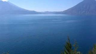 preview picture of video 'Lago de Atitlán'