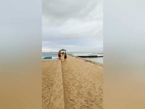 Hawaii 2022 around the Island using MTB Waikiki beach