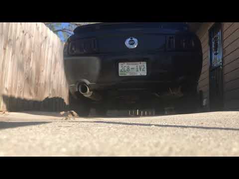 05-09 Mustang Gt Paired With MBRP Pro Series Axle-Back Exhaust With Pypes Off Road H Pipe