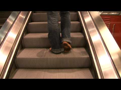 download lagu mp3 mp4 Barfuss Berlin, download lagu Barfuss Berlin gratis, unduh video klip Barfuss Berlin