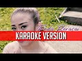 Enda Berasai Tracyta Clara KARAOKE VERSION