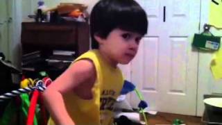 Ari Dances to Bitties in The BK Lounge- De La Soul