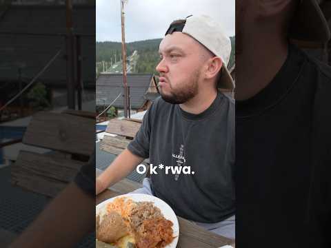 książulo pyta obsługi czy ten kotlet jest mrożony