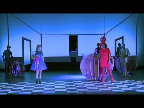 Trailer Alice in Wonderland - Maas theater en dans