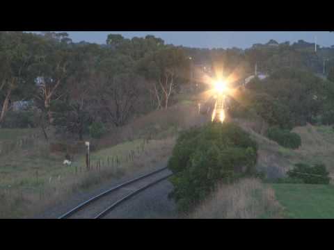 Daybreak at Inverleigh; Australian trains #2AM5
