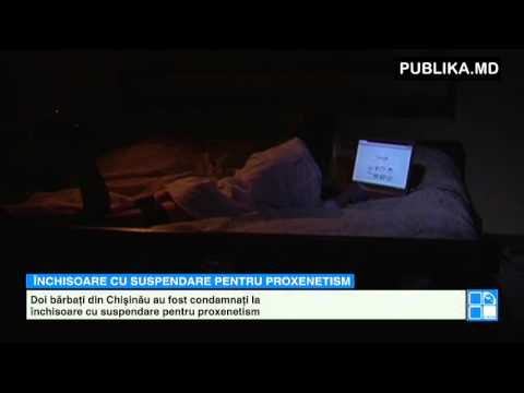 Recrutau tinere şi le îndemnau să practice prostituţia online