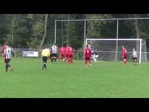 sv Berg 28 - Rood Groen LVC 01  3-2