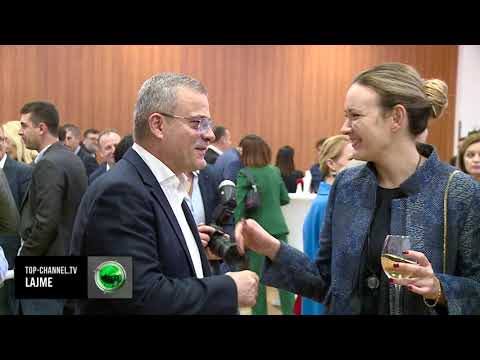 Top Channel/ “Tri format e meditimit”/ Arben Imami publikon librin filozofik