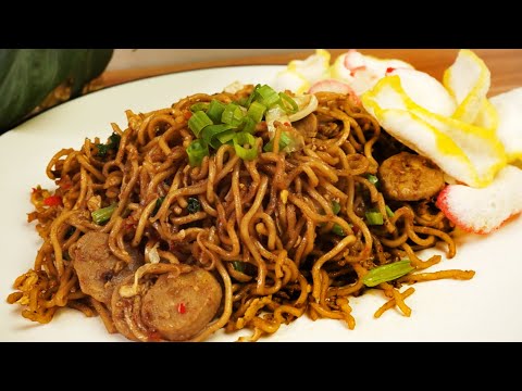 How To Make Indonesian Mie Goreng | Stir-Fried Noodles