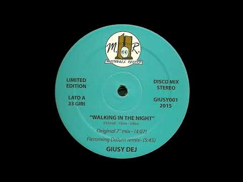Giusy Dej – Walking In The Night
