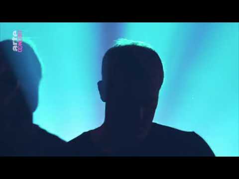 Ben Klock b2b Etapp Kyle playing "DEAS - Intro" at Halle Am Berghain - 2021