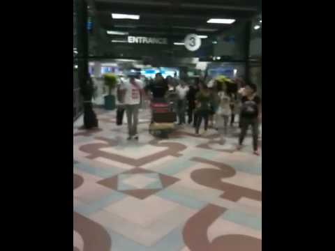 100706 NichKhun @ Suvarnabhumi Airport