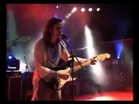 MAX ALOISI TRIO "PANDORA" - Live at Kuta Beach - Bali Environment Day Concert - 3 songs.avi