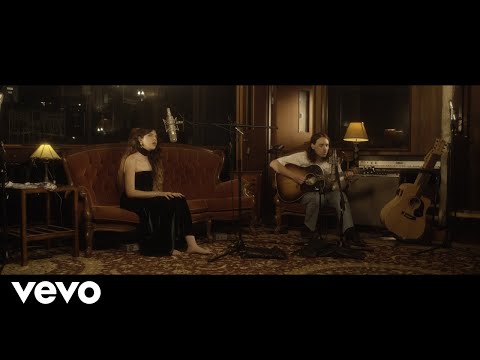 Azure Ryder - Ladder to the Moon (Live from The Grove / Acoustic)