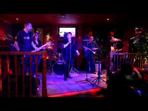 Feature Creep - Common People (Pulp) - 29/2/2012
