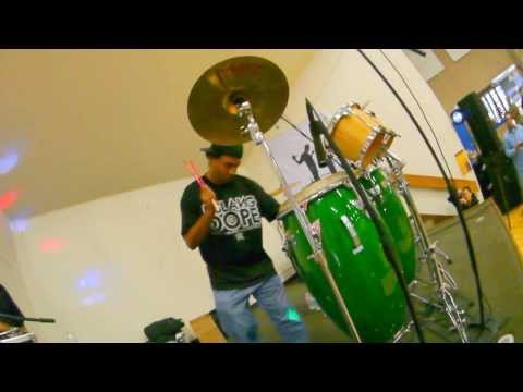 DJ Rhettmatic Vs Drummer Eric Bobo (Cypress Hill) WOW! DOPE! MUST SEE!