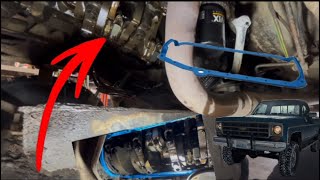 BIG BLOCK CHEVY: OIl pan gasket replacement ENGINE STAYS IN! Squarebody Chevy oil pan removal *easy*
