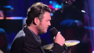 Blake Shelton's Not-So-Family Christmas - There's A New Kid In Town