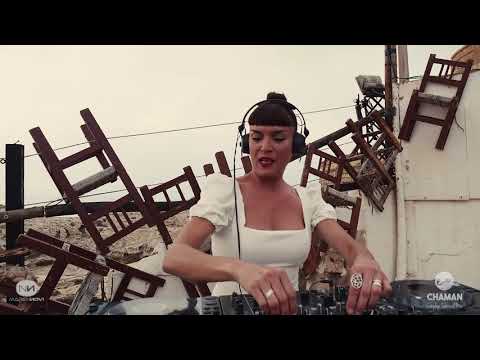 MARIEN NOVI EN CHAMÁN  - LOS ESCULLOS (ALMERÍA)